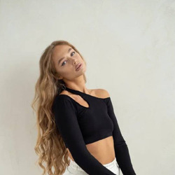 Шлюха Виолетта 37835 Шлюха Виолетта 37835