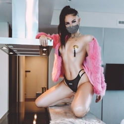 Шлюха Берта 44715 Шлюха Берта 44715